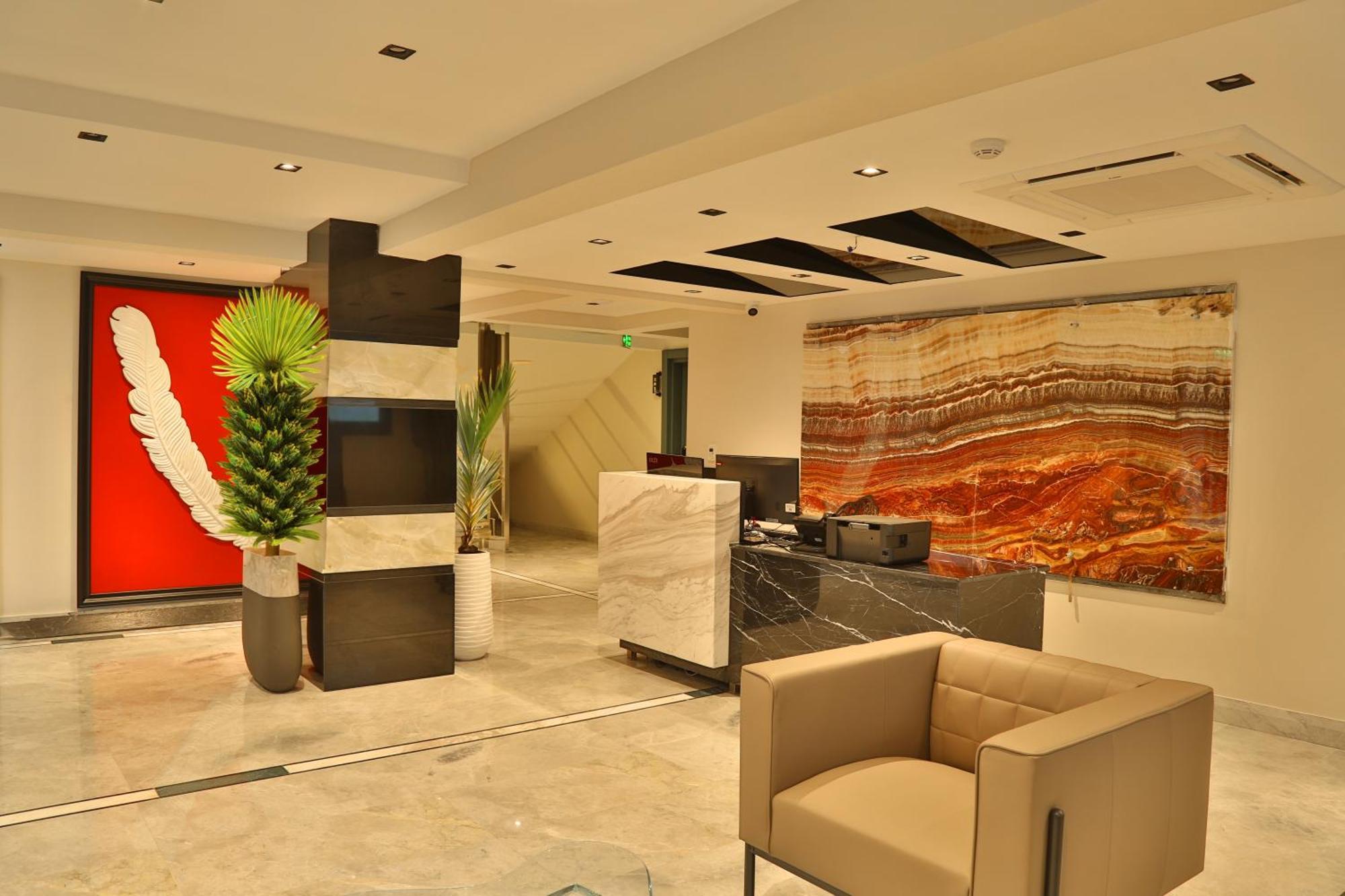 In The Middle Hotel Antalya Exterior foto